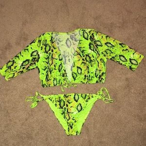 NWOT SOSO Two piece bikini size 16 Excellent Cond
